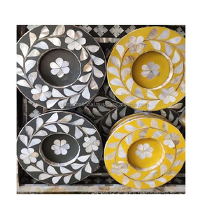 Wholesale <b>Mother</b> of Pearl Natural Color coaster for Round Shape for Home Decoration and Office Use with Sale - Product Image 3