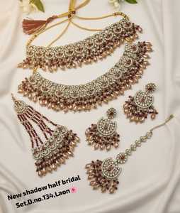 Nuevo Conjunto de Joyería Nupcial de Aleación Shadow Half, Lujoso, Chapado en Oro Antiguo, con Perlas y Borlas, Pendientes, Maang Tikka y Gargantilla para Boda de Mujer - Product Image 3
