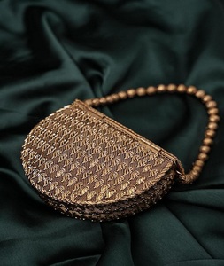 Luxury Handmade Gold-Plated Customized Kundan Clutch Purse <b>Mirror</b> Stone <b>Crystal</b> Pearl Embellishment for Fashion Bridal Occasions - Product Image 3