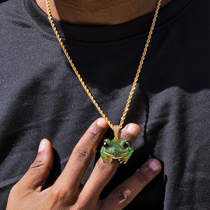 Collier pendentif grenouille verte en moissanite plaqué or avec breloque zircon, bijou animal de dessin animé, cadeau - Product Image 2
