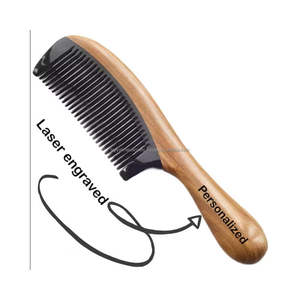 Peine de pelo profesional para hombre de calidad superior cuerno de buey y mango de madera artículos de arte de dientes finos peine COMÚN DE LA India - Product Image 3
