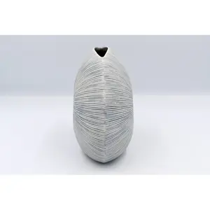 Florero Elegante de Diseño para Hogares, Centro de Mesa Floral de Alta Gama, Florero Decorativo Moderno Premium - Product Image 3