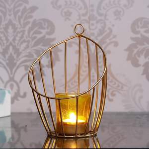 Une structure élégante rehausse instantanément la décoration intérieure simple, apportant une ambiance douce et accueillante aux rassemblements et célébrations. - Product Image 4