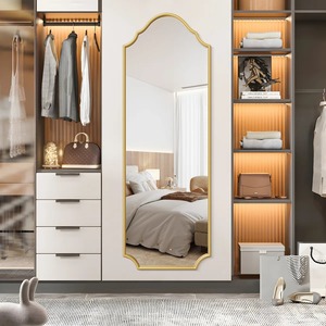 Espejo Decorativo Delgado con Marco Dorado Elegante de Alta Calidad para Diseño de Vestidores y Armarios, Importado de India - Product Image 6