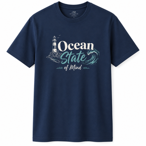 Camiseta de Manga Corta Azul Marino para Hombre Ocean State Mind, Cuello Redondo, Corte Regular, Estampado Frontal, Informal, 100% Algodón Terry Ecológico - Product Image 2