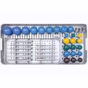 ชุดเครื่องมือผ่าตัดข้อเข่าสำหรับการผ่าตัดกระดูก พร้อมคู่มือการผ่าตัดและอุปกรณ์นำทางการเจาะสำหรับการสร้างใหม่เอ็นไขว้หน้า/หลัง (ACL/PCL) ของ Sports Medicine โดย Grip Surgical - Product Image 1