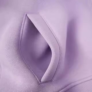 Hoodies grandes tailles pour femmes, abordables et entièrement personnalisables, avec col roulé et fermeture éclair, modèles courts. - Product Image 6