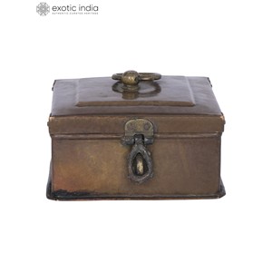 6.5 Inches Handmade Old Fashioned Brass <b>Box</b> for <b>Storage</b>, Gifting and Home <b>Decor</b> Item Made in India - Product Image 1