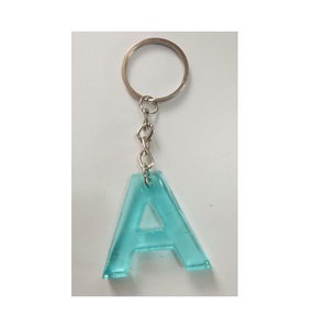 Porte-clés en résine acrylique personnalisé avec lettres, faible MOQ, très demandé, accessoires mignons pour porte-clés personnalisés - Product Image 1