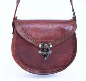 Сумочка из натуральной кожи с гравировкой, винтажная сумка из козьей кожи, большая вместимость, для мужчин и женщин - Product Image 4