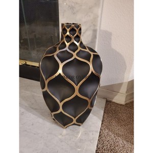 Jarrón Decorativo de Flores Moderno y Creativo, Diseño Artístico de Alta Gama, Chapado en Oro, para Mesa de Hotel o Hogar, a un Precio Impresionante - Product Image 6