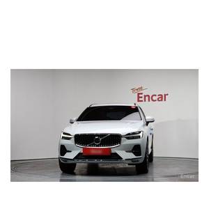 Volvo XC60 B5 Ultimate 2023 avec caméra de recul, boîte automatique, sièges en cuir, conduite à gauche - 31 131 km - Product Image 3