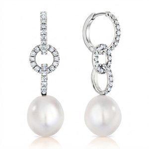 Magnifiques boucles d'oreilles en perles éblouissantes avec des perles de 13 mm, serties d'or massif 10K, 14K, 18K et de diamants ronds brillants, poids total des pierres 1,25 carat. - Product Image 3