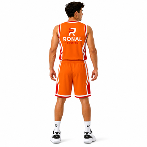 Maillot de basket personnalisé OEM, uniforme de basket sublimé sans manches, maillot d'équipe, fabricant de vêtements de sport à marque privée - Product Image 3