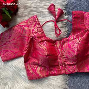 Nueva colección de blusas listas para usar de seda Banarasi con trabajo de zari dorado para ocasiones especiales, a precio de mayorista, proveedor indio. - Product Image 4