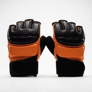 Gants de combat MMA jaunes et noirs à demi-doigts en cuir avec fermeture auto-agrippante pour l'entraînement aux arts martiaux et au grappling - Product Image 6