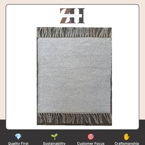 Tapis d'extérieur de luxe en fil PET tissé à la main |   Tapis décoratifs modernes pour patio, jardin, balcon et intérieurs de maison - Product Image 6