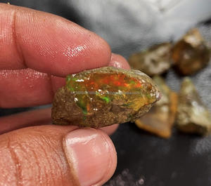 Opale naturelle Welo Fire d'Éthiopie, 29.39 x 24.11 mm, 43.02 x 37.01 mm, fantaisie, huileuse, brute, pierre précieuse de qualité, certifiée par un tiers, pour le bricolage - Product Image 2