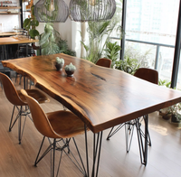 Ensemble de table à manger de luxe 6 places, style mid-century modern, en bois de manguier artisanal avec incrustations en feuille d'or, pour maison, hôtel, appartement