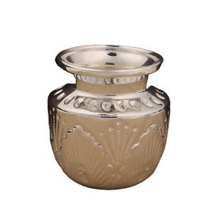 กะลาชอะลูมิเนียมขัดเงาลายดอกไม้ สำหรับพิธีกรรมทางศาสนา ใช้ในวัด งานเฉลิมฉลอง บ้าน หรือมณฑร ตกแต่งบ้าน - Product Image 2