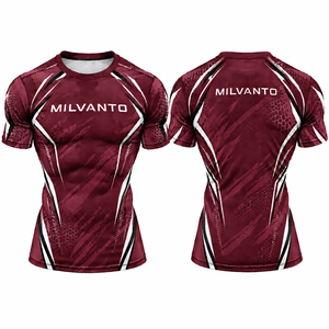 T-shirt de compression personnalisé bordeaux pour homme, vêtement de sport 100 % polyester, anti-humidité, respirant, sublimation, rashguard sportif - Product Image 1