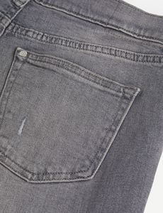 กางเกงยีนส์เดนิมสีเทาทรงสลิมฟิตสำหรับผู้ชายรุ่นล่าสุด ดีไซน์ใหม่ล่าสุด กางเกงยีนส์เดนิมขาด/ทำสีเอซิดสำหรับผู้ชาย - Product Image 6