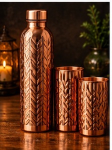Juego de Termo y Tazas de Cobre de Lujo Moderno, con Diseño Espiral Grabado, Portátil - Product Image 4