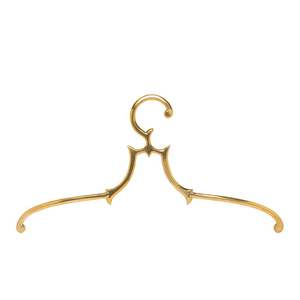 Percha de latón resistente con acabado dorado para colgar chaquetas, suéteres y ropa pesada de invierno - Product Image 6