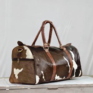 Bolsa de Viaje de Cuero Vacuno con Asas Marrones, Cierre de Cremallera, Gran Capacidad, Bolsa de Fin de Semana - Product Image 2