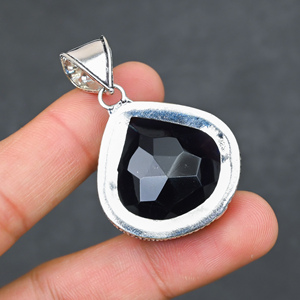Magnifique pendentif en améthyste synthétique très prisé, en argent sterling 925, fait main, bijou statement, cadeau pour femme - Product Image 3
