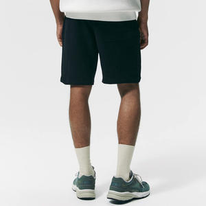 กางเกงขาสั้นผู้ชายผ้าฟลีซหนานุ่มคุณภาพสูงแฟชั่นทันสมัยสไตล์สตรีทแวร์ ราคาส่ง รับผลิตตามแบบ สั่งซื้อจำนวนมากได้ในราคาถูก - Product Image 2