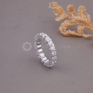 Nouvelle bague en diamant rond cultivé en laboratoire, design moderne, en or blanc, bague éternité, bijoux fins en diamant pour femmes - Product Image 1