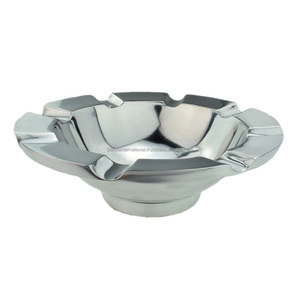 Cenicero de metal de forma redonda para fumar cigarrillos con Cenicero de aluminio con acabado pulido para uso personal. - Product Image 2