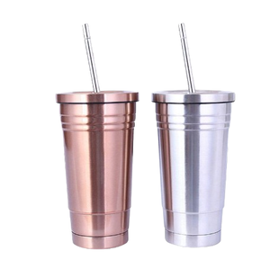 Juego de Vasos de Metal de Calidad Superior, Juego de Dos Vasos con Acabado en Oro Rosa y Plata, Accesorios para Bebidas, Vasos de Tamaño Mediano - Product Image 1