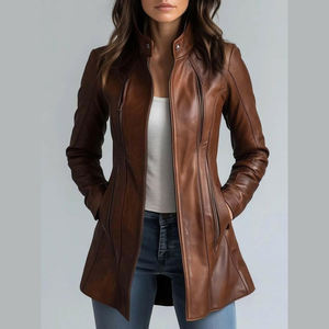 Chaqueta Acolchada Premium de Piel de Oveja Teñida para Mujer, Prenda Exterior de Invierno Suave al Tacto, Estilo Motero, Cálida, Informal y Urbana - Product Image 1