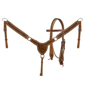 Ensemble de sellerie western : têtière, collier de poitrine et rênes pour selle western – Cuir durable de haute qualité – Équipement équestre complet et parfait - Product Image 4