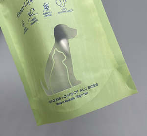 Pochette autoportante mate personnalisée avec fenêtre pour aliments pour animaux de compagnie |   Plastique laminé PET/CPP de petite taille |   Fermeture éclair |   Vietnam - Product Image 4