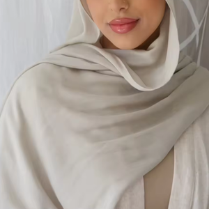 Nouveau Hijab Uni 2026 Très Demandé pour Femmes, Tissu Lisse, Foulard Musulman, Vente en Gros, Fabriqué au Pakistan - Product Image 2