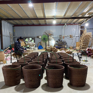 Cesta de basura artesanal de ratán, cestas de mimbre para almacenamiento de papel con tapa, la mejor solución para el hogar, hotel, cocina, de Vietnam. - Product Image 6