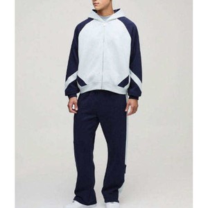Ensemble de survêtements de voyage pour hommes en gros, personnalisable pour les détaillants de vêtements américains, faible MOQ, fournisseur direct pour l'approvisionnement - Product Image 2