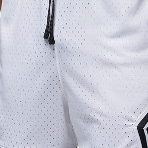Nouveauté : Short en maille 100 % polyester pour homme, bicolore, avec poches surpiqûrées, imprimé par sublimation personnalisée, pour le basketball (garçon) - Product Image 3