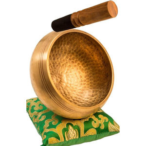 Bol chantant tibétain artisanal en laiton martelé de qualité supérieure pour la méditation et le yoga à prix raisonnable - Product Image 3