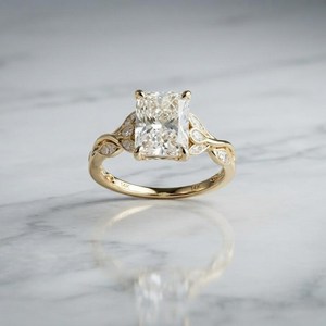 Gorgeous 3.00 Carat Radiant Cut Diamond Trendy Ring Lab Grown With 18K Solid Gold <b>Bride</b> Wedding Gift Jewelry for Partner - Product Image 1