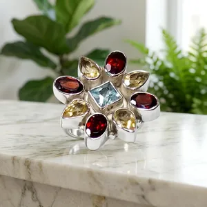 Anillo de Plata de Ley 925 con Racimo de Piedras Preciosas Multicolores, Hecho a Mano, con Citrino, Granate y Topacio Azul, Joyería de Cóctel - Product Image 2