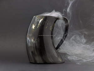 Taza Tradicional de Cuerno de Búfalo - Hecha a Mano, Ecológica, Duradera, a Prueba de Fugas, con Tapa Deslizante, Capacidad de 500 ml, Alta Calidad, Personalizable - Product Image 2