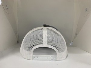 Gorra Trucker Premium de 6 Paneles con Visera Curva de Perfil Medio, Logotipo de Cuero Marrón, Cierre Ajustable con Broche, Unisex, Estilo Casual - Product Image 2