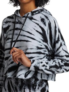 Sudadera con capucha corta personalizada para mujer, de algodón French Terry, con efecto Tie Dye en blanco y negro, con bajo sin rematar, OEM al por mayor - Product Image 6