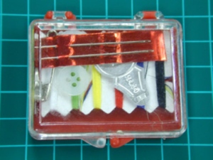 Kits de couture DK-276 en boîte |   Boîte de kits de couture portables - Product Image 1