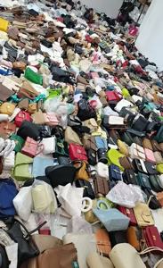 Lotes de Bolsos de Mujer Variados al por Mayor, Bolsos Elegantes con Diseños Aleatorios, Nuevos, Liquidación de Existencias de Ropa - Product Image 6