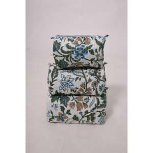 Pochette à maquillage en coton à imprimé floral, pochette cosmétique faite à la main, trousse de toilette à fermeture éclair, organiseur de voyage floral - Product Image 1